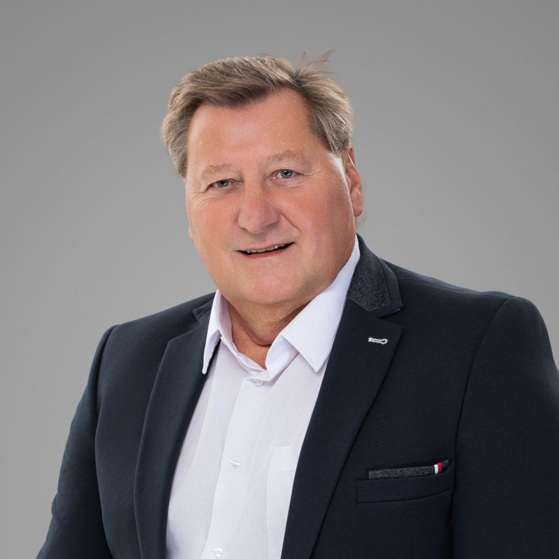 Petr Koreň, Head of Corporate Finance
